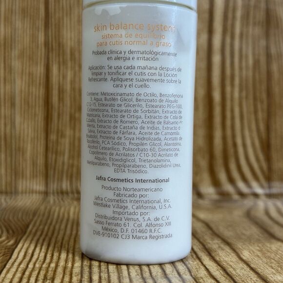 Jafra Day Lotion For Normal To Oily Skin 4.2 fl oz 125 ml Vintage 1994 Discont - Picture 8 of 11
